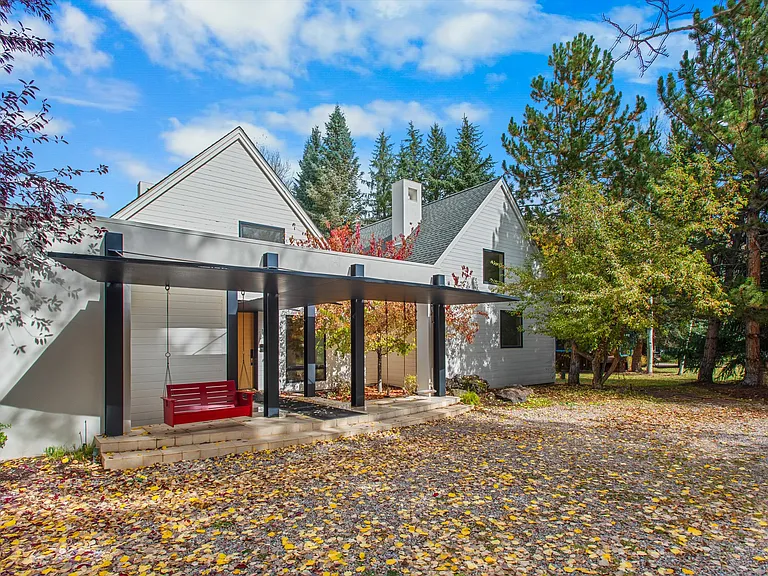 1270 Mountain View Dr — Photo 41