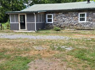 208 4th St, Winchester, KY 40391