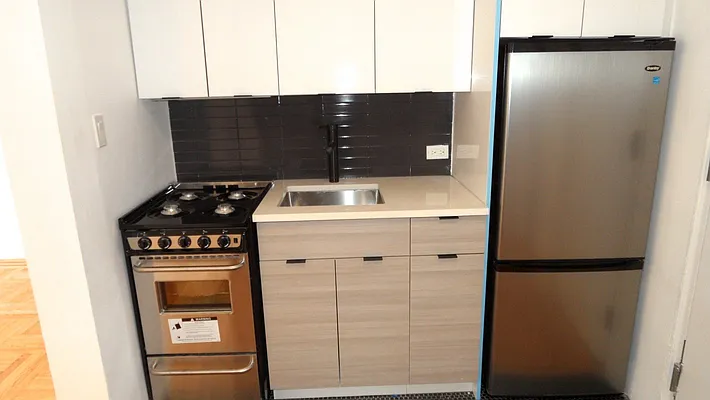 Rented by Bohemia Realty Group | media 17