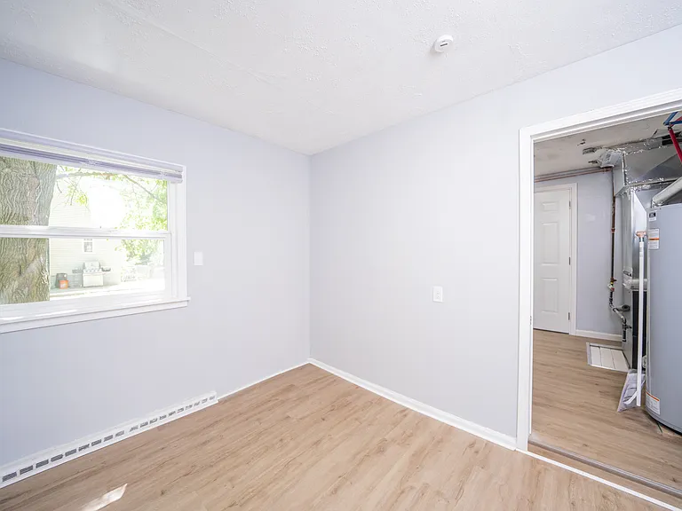 22675 Santa Maria St — Photo 20