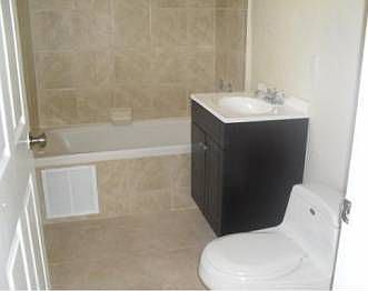 3rd image of 1460 NE 51st Ct