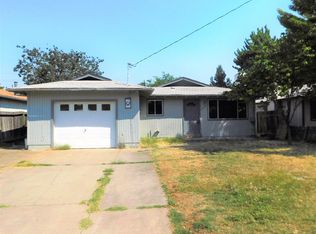 2061 College Way, Medford, OR 97504