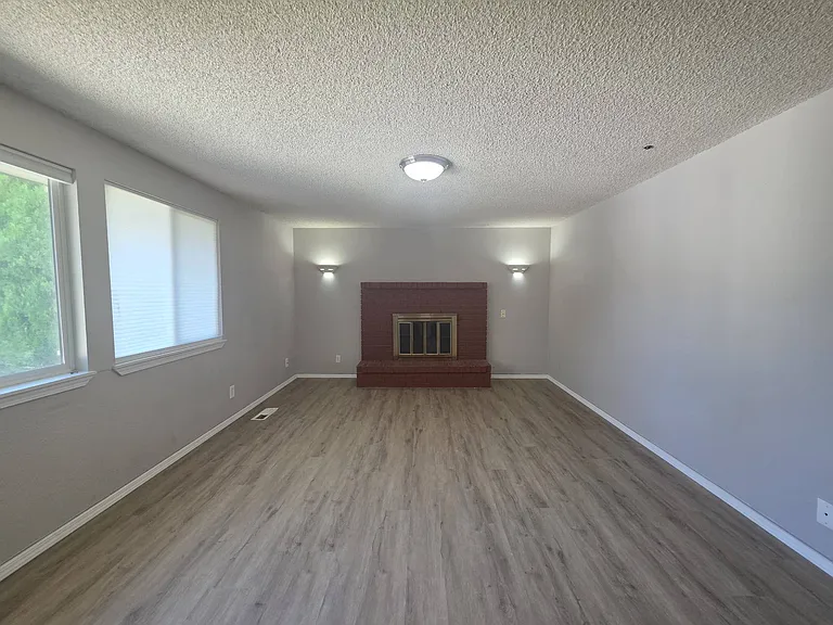 7113 W Arrowhead Ave — Photo 11