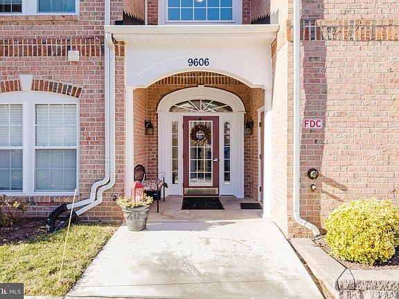 2nd image of 9606 Amberleigh Ln Unit 9606C