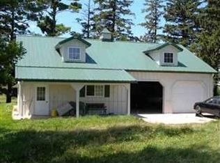 1735 240th St, Williamsburg, IA 52361