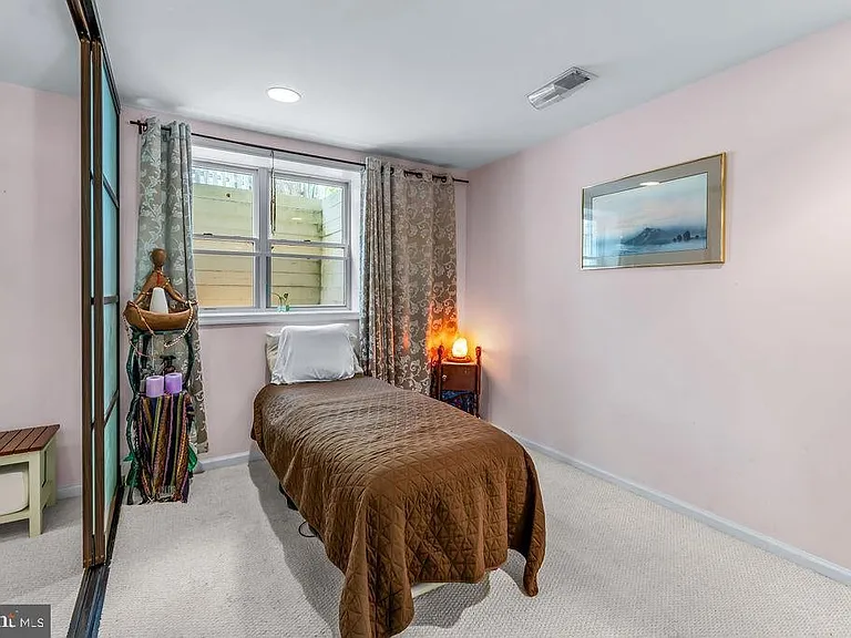 1329 Gresham Rd — Photo 49