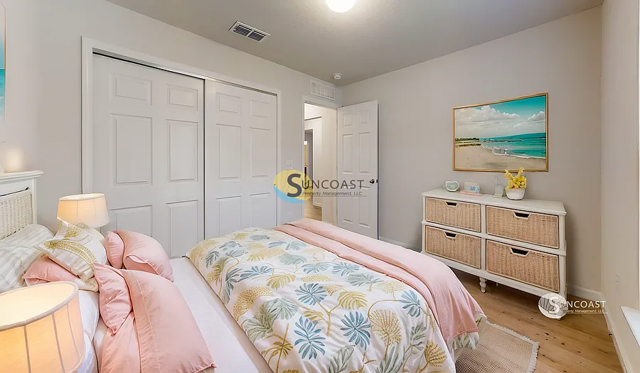 Comfortable Living, Exceptional Location !Available Now! In Palm Coast — Photo 2