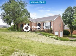 1200 Goshen Ln, Goshen, KY 40026