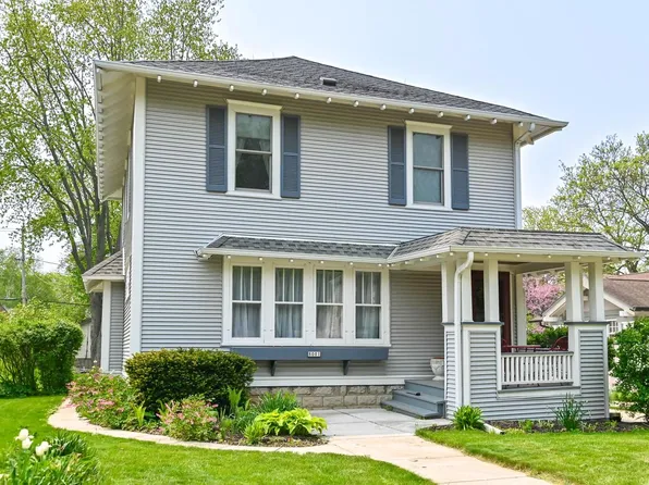 8001 Stickney AVENUE, Wauwatosa, WI 53213