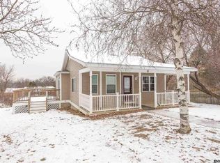 10 Lunis Ave, Rensselaer, NY 12144