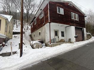 378 Prosser Hollow Rd, Johnstown, PA 15906