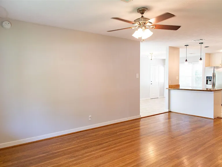 3314 Rochdale St — Photo 9