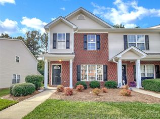 8050 Stoneham Ct, Matthews, NC