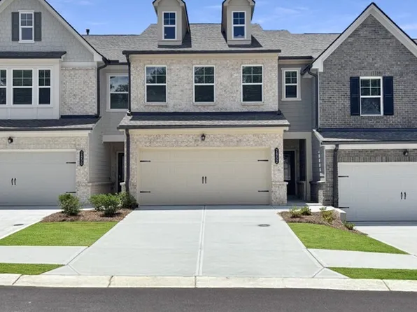 2852 Habibi Ct, Buford, GA 30519