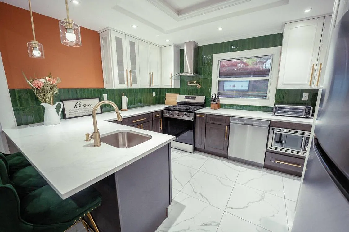 4 bed, 3448 sqft, $5,000 — Photo 1