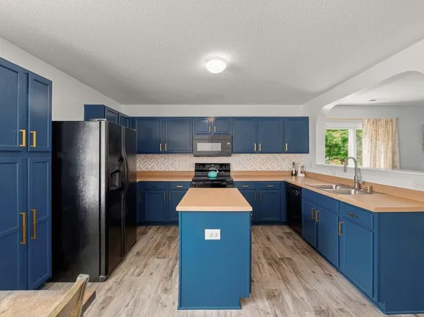 924 Mailwood Dr, Knightdale, NC 27545