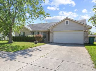 419 E Pine Ridge Dr, Westfield, IN 46074
