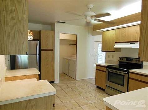 5th image of 611 Cherrywood Dr