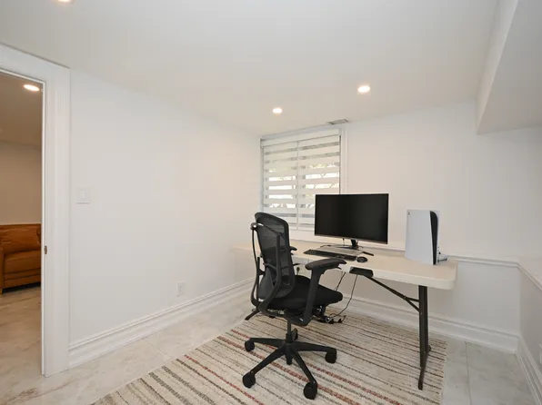 2629 East 65th Street image 24 of 25