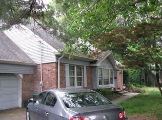 264 Appletree Ln, Mountainside, NJ 07092