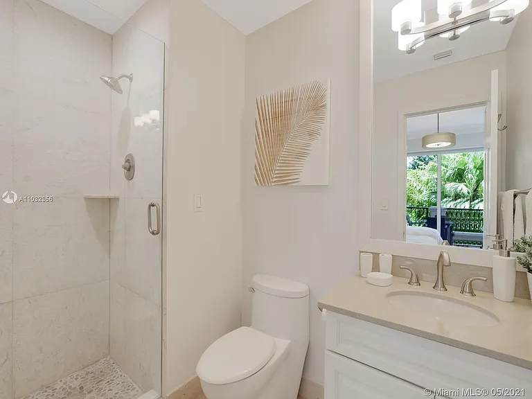 19126 Fisher Island Dr #19126 — Photo 21