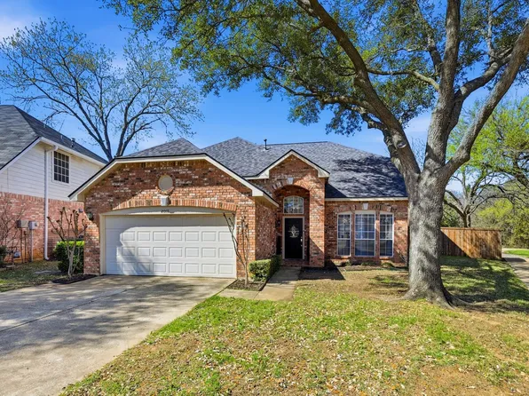 2048 Brookville Ln, Flower Mound, TX 75028