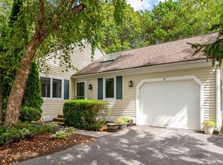 6 Friendship Ct #90, Mashpee, MA 02649