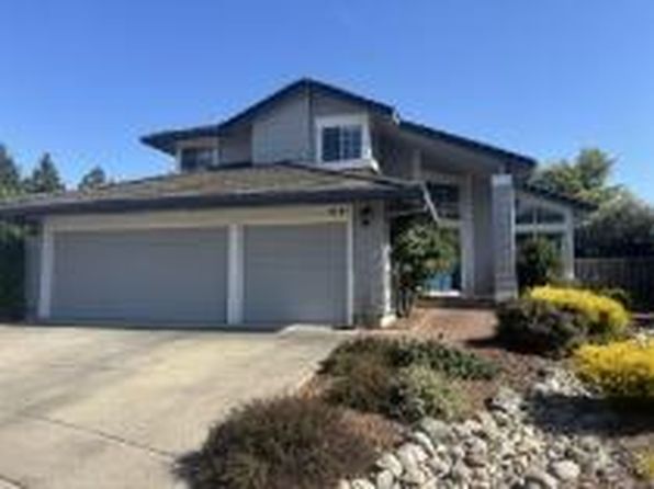 9587 Wellington Cir