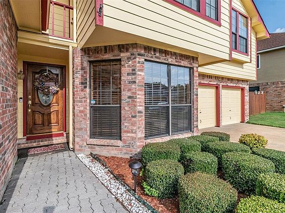 3rd image of 4215 Walsh Ln