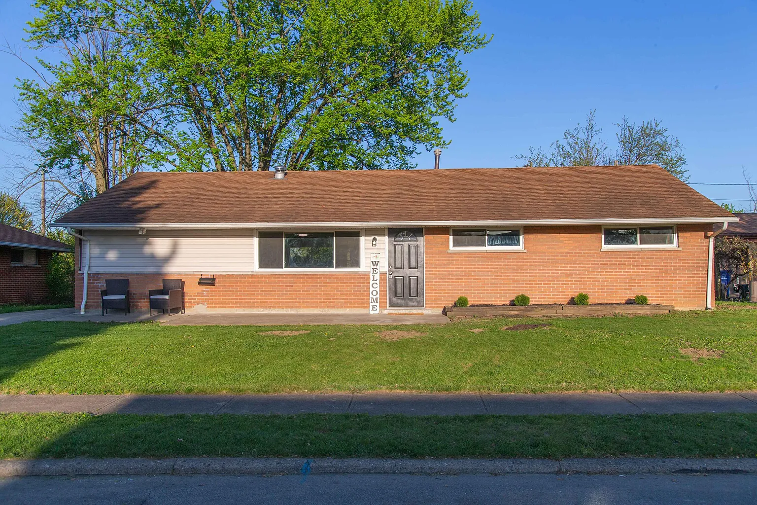 942 Vanderberg Pl photo 1