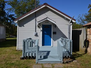 305 Johnson St, West Plains, MO 65775