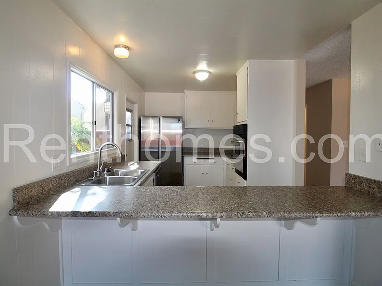 2029 Goshawk St — Photo 5