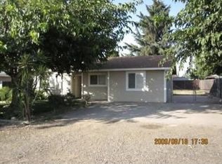 7074 N Santa Fe Dr, Winton, CA 95388