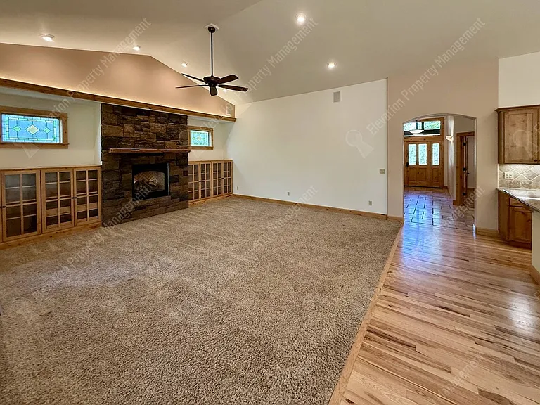 20979 Miramar Dr — Photo 8