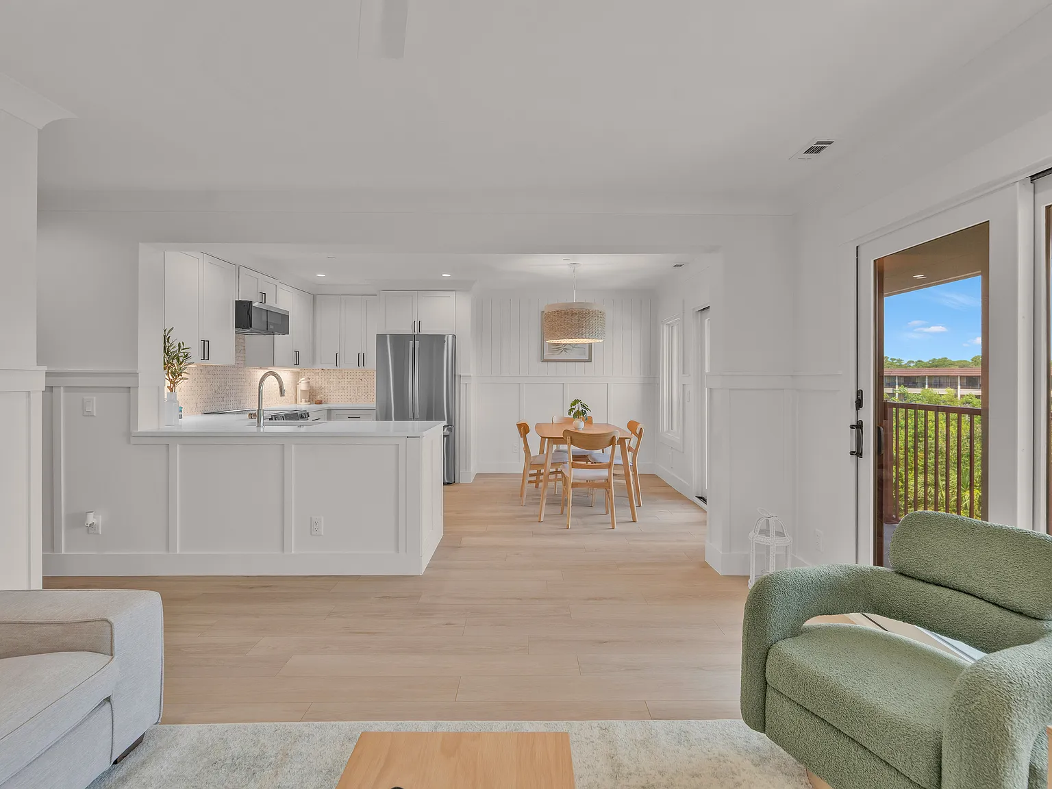 2 bed, 888 sqft, $3,500 — Photo 4