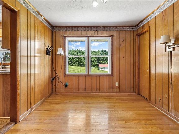 5th image of 6019 Highland Rd