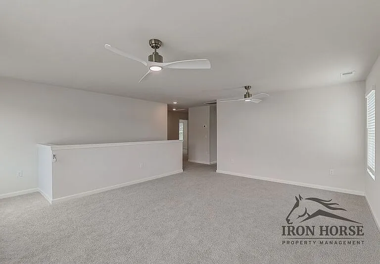 835 Baker View Ln — Photo 20
