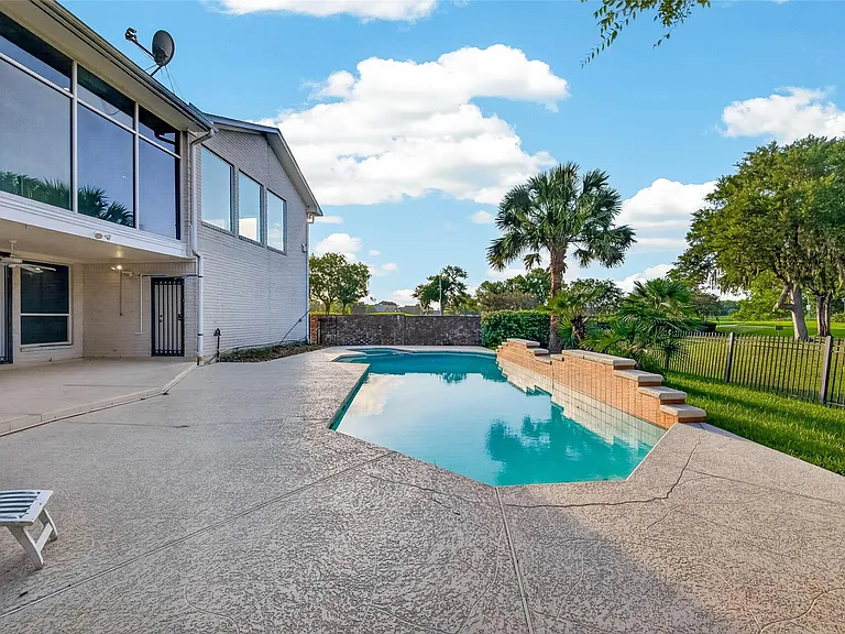 7203 Timberlake Dr — Photo 46