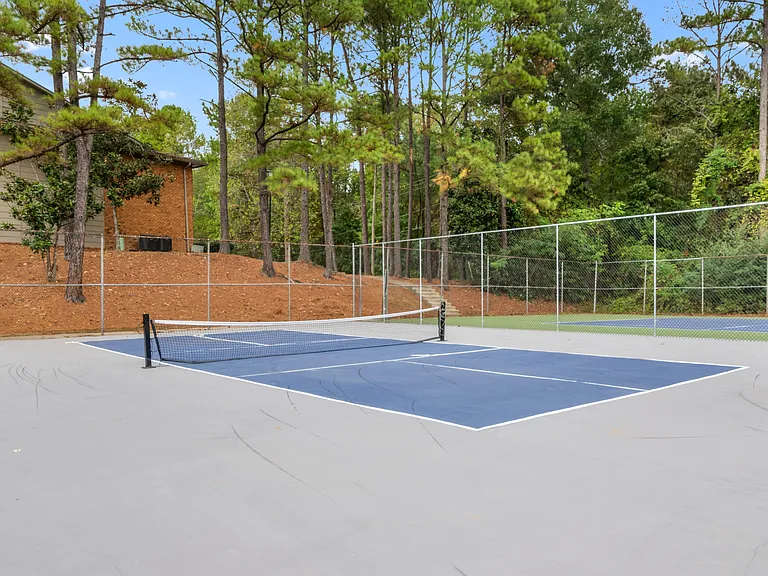 Riverchase Landing Apartments — Photo 21