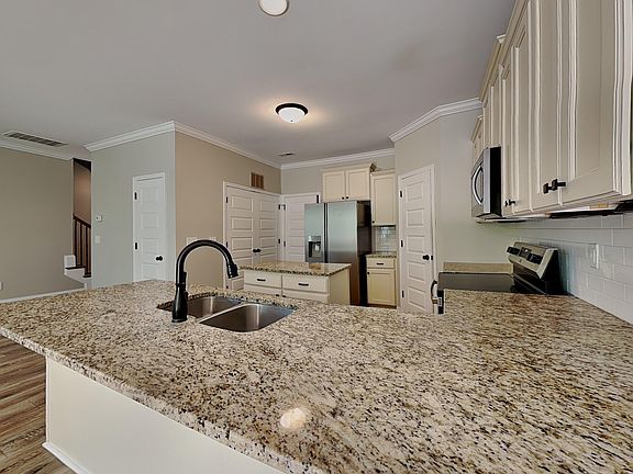 5th image of 3100 Matthew Ridge Dr