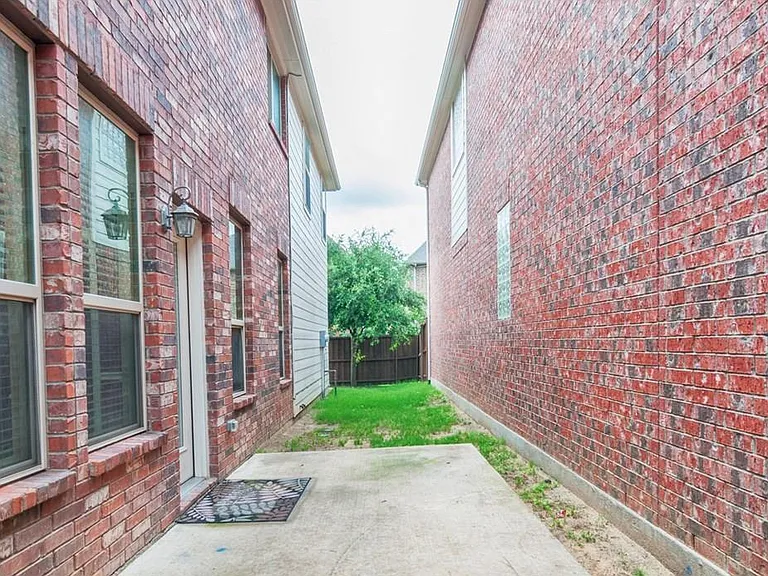 3504 Porter Creek Dr — Photo 19