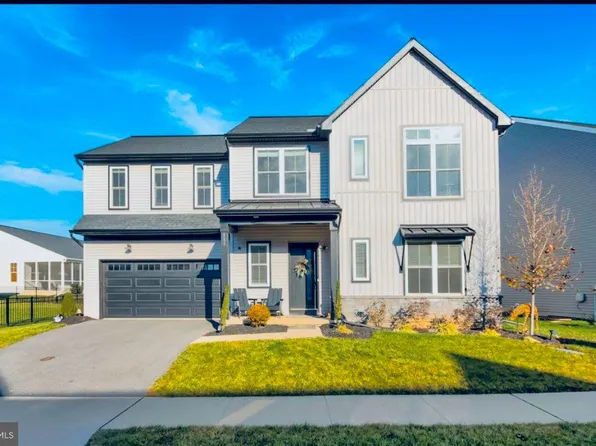 111 Stickley Dr, Mechanicsburg, PA 17055