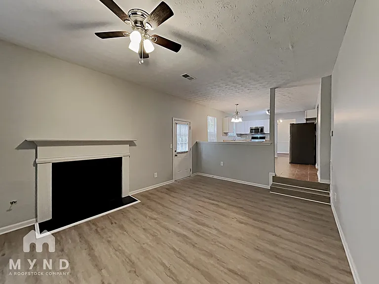 10851 Southshore Ct — Photo 5