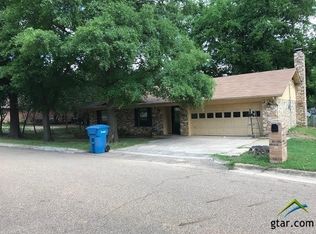 1103 Merritt Ave, Mount Pleasant, TX 75455
