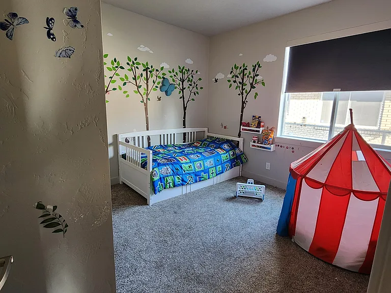 361 E Baird Cir — Photo 16