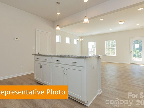 5th image of 6117 Jasmine Branch Rd