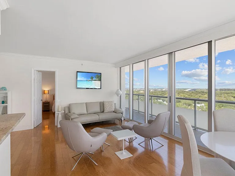 3554 Ocean Dr #1102 — Photo 8