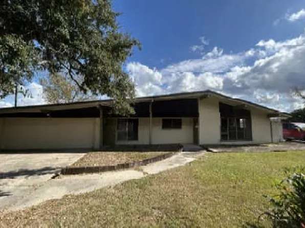 710 S Pleasant Ave, Gonzales, LA 70737