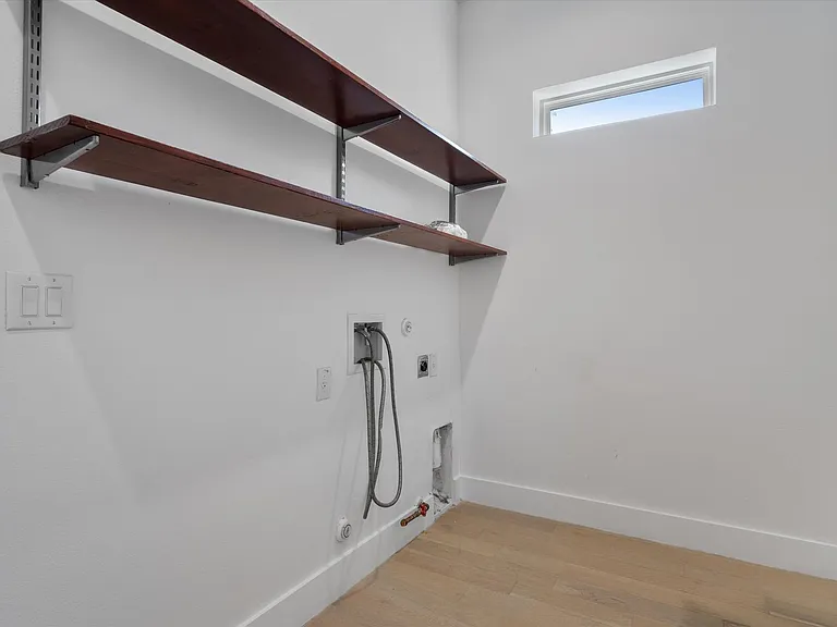 4712 Reyes St #1 — Photo 16