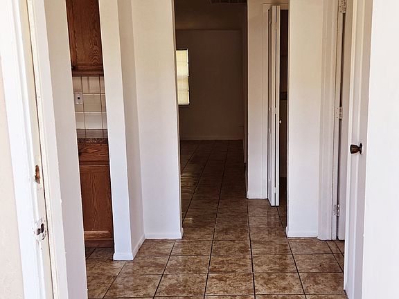 5th image of 13427 1st St #13427